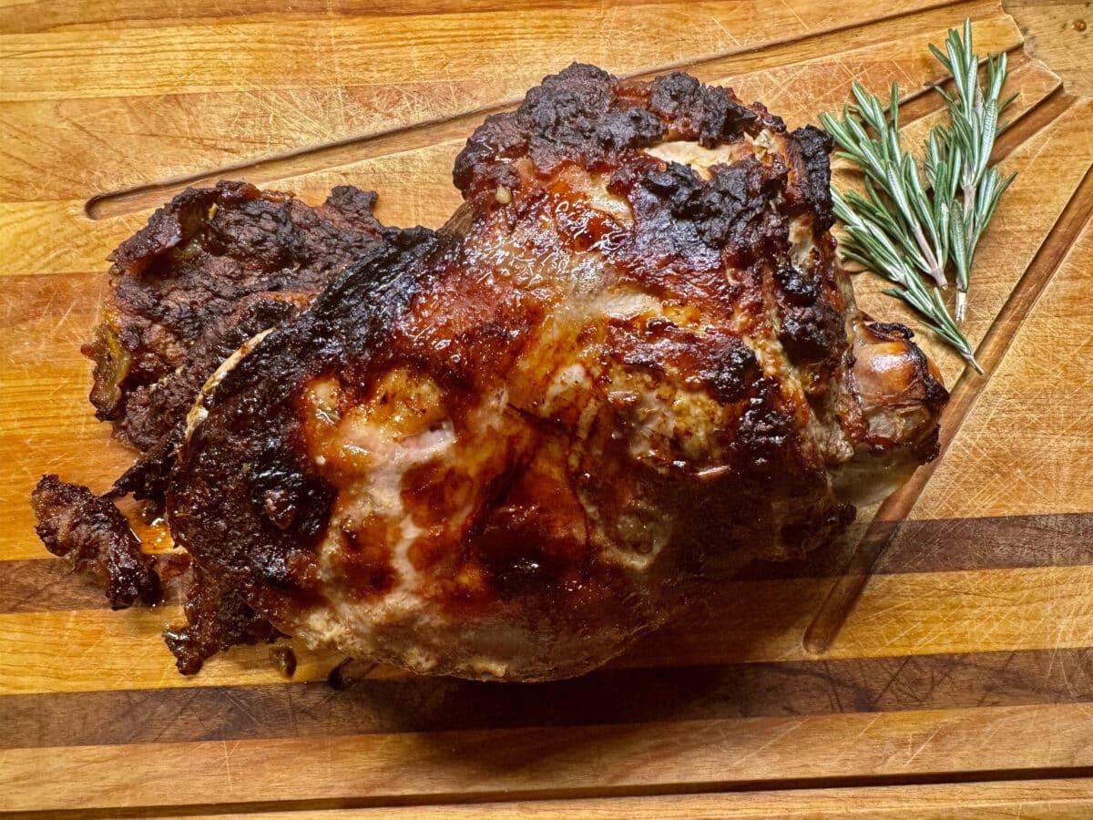 Sweet Crusted Leg of Lamb